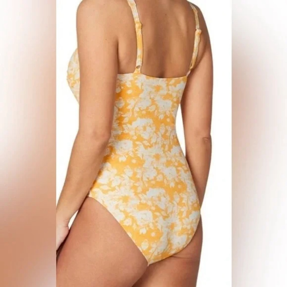 Nip Tuck Floral One Piece Swimsuit, Women's Size 4, Yellow Suit White Flowers - Picture 7 of 7
